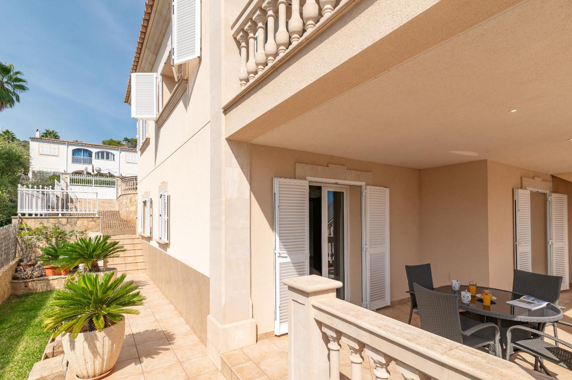 Arran De Mar By Sealand Alcudia (Mallorca)